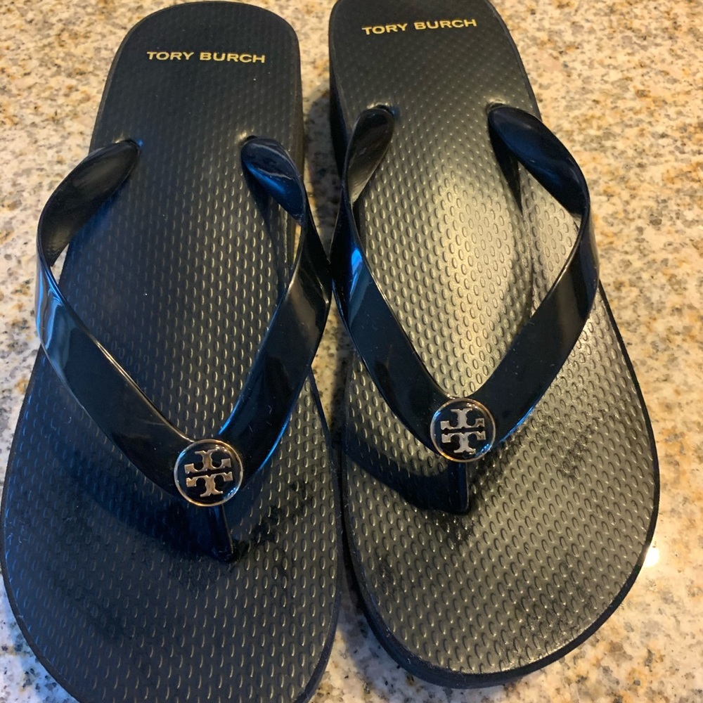 Flip flops